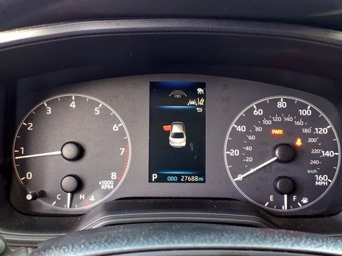 Certified 2025 Toyota Corolla LE FWD image 25