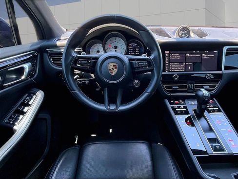 Certified 2023 Porsche Macan Turbo AWD/4WD image 13