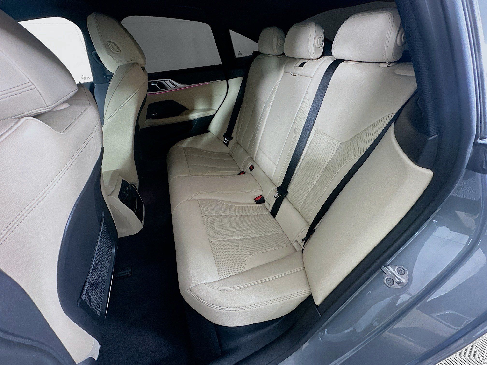 Used 2024 BMW i4 eDrive35 w/ Premium Package RWD image 30