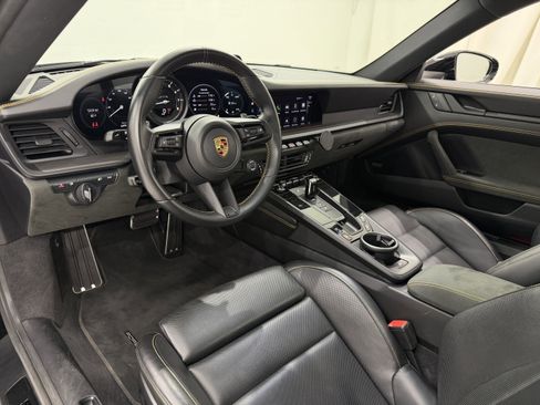 Certified 2023 Porsche 911 Carrera GTS RWD image 23