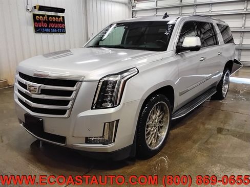 Used 2015 Cadillac Escalade ESV Luxury AWD/4WD image 1