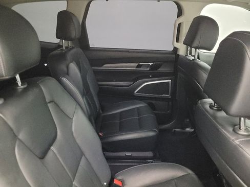 Used 2022 Kia Telluride EX w/ EX Premium Package FWD image 19