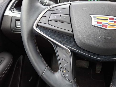 Certified 2025 Cadillac XT5 Premium Luxury image 28