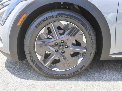 New 2025 Kia EV6 Light image 11