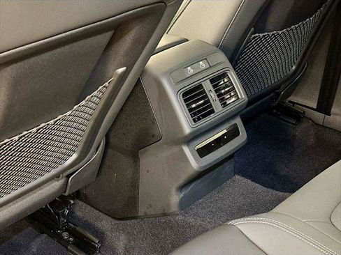 Certified 2025 Audi Q5 Premium w/ Premium Plus AWD/4WD image 17