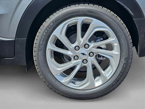 New 2027 Chevrolet Bolt LT FWD image 11