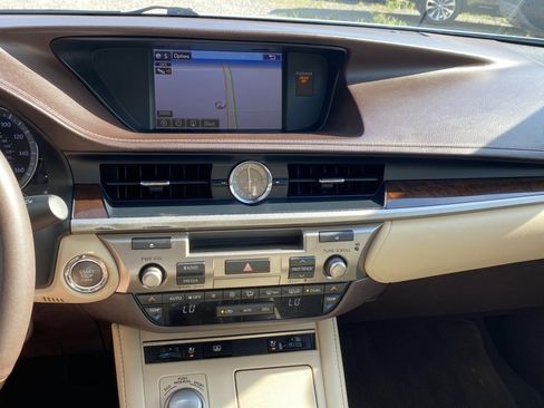 Used 2016 Lexus ES 350 FWD image 13
