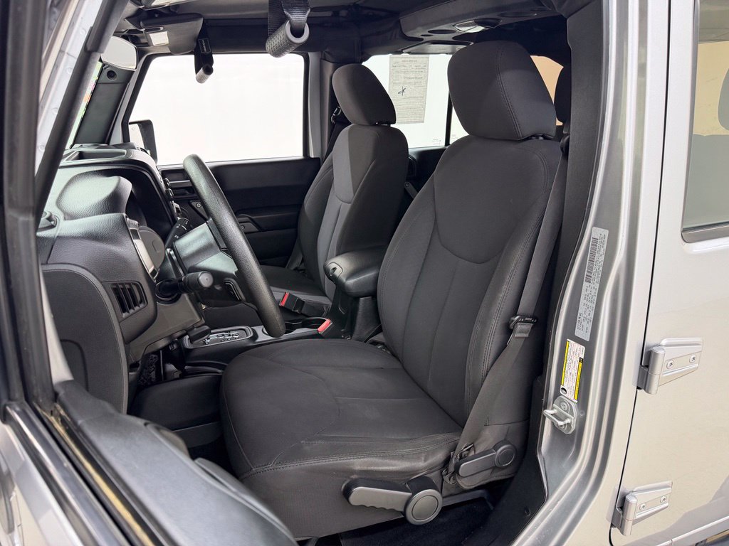 Used 2017 Jeep Wrangler Unlimited Sport AWD/4WD image 16