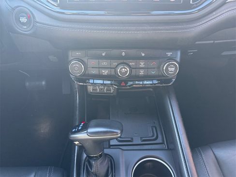 Used 2022 Dodge Durango GT image 14
