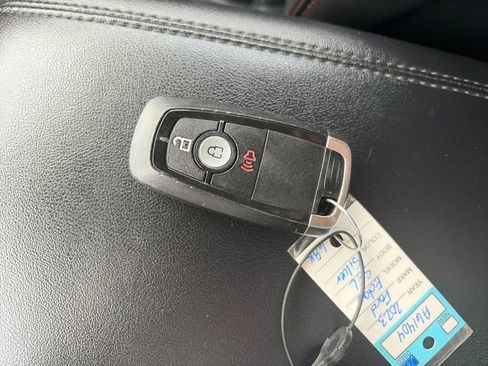 Used 2023 Ford Edge SEL AWD/4WD image 49