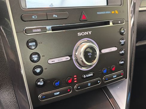 Used 2017 Ford Explorer Sport w/ Equipment Group 401A AWD/4WD image 20