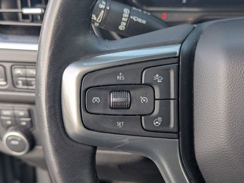 Used 2022 Chevrolet Suburban Premier AWD/4WD image 19