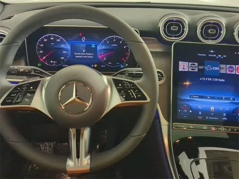 Used 2026 Mercedes-Benz GLC 300 4MATIC image 24