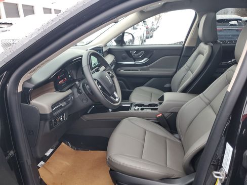 New 2026 Lincoln Corsair Reserve w/ Jet Appearance Package image 12