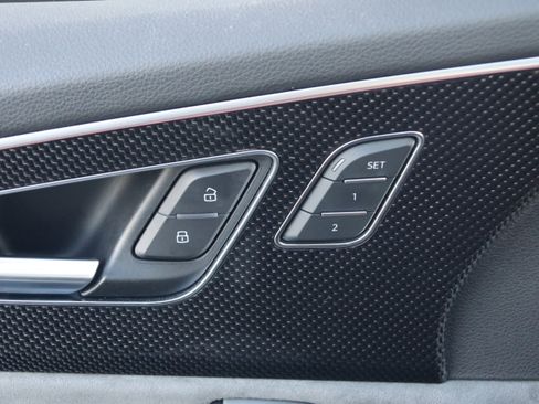 Used 2021 Audi SQ7 Premium Plus w/ Executive Package AWD/4WD image 13