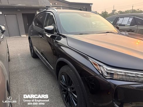 Used 2022 Acura MDX SH-AWD w/ Advance Package image 1