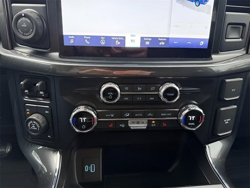 Used 2021 Ford F150 XLT w/ Equipment Group 302A High image 31