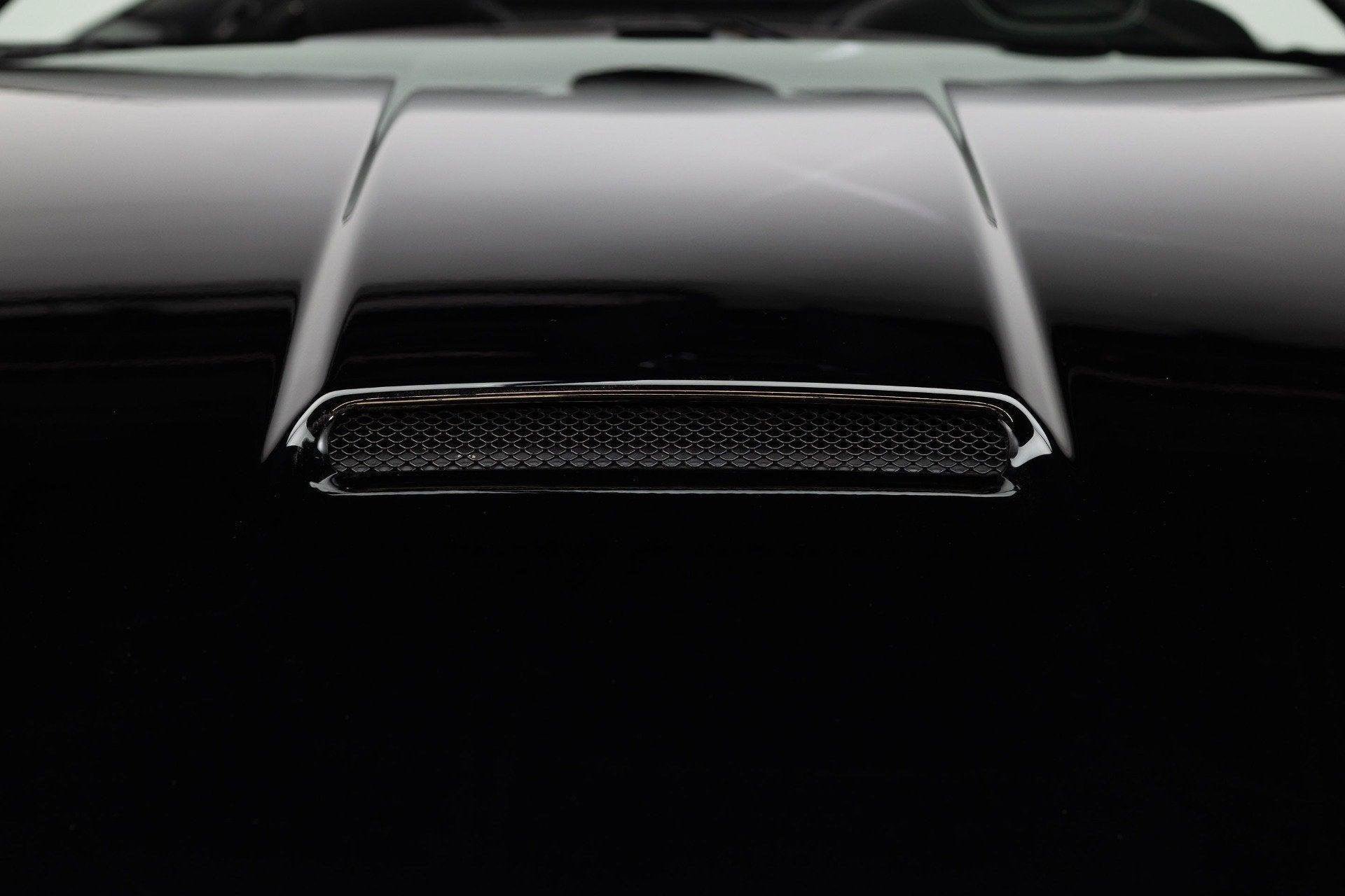 Used 2010 Ferrari California RWD image 23