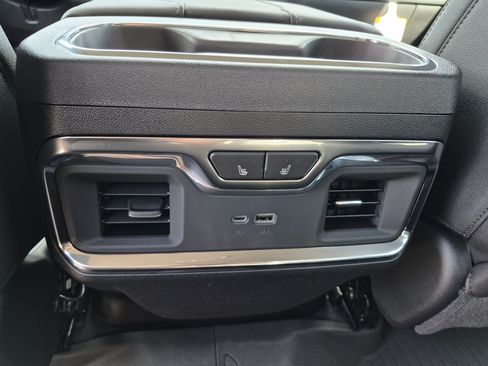 New 2026 Chevrolet Silverado 2500 LTZ w/ LTZ Plus Package AWD/4WD image 9