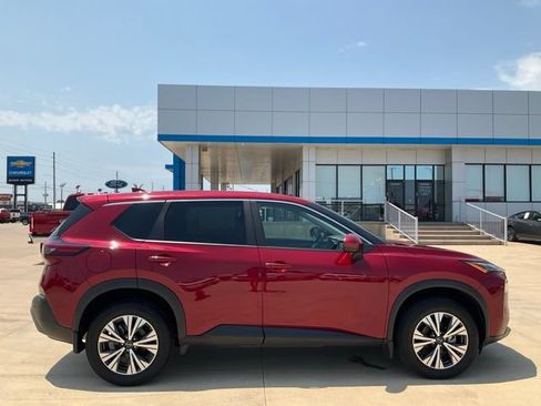 Used 2023 Nissan Rogue SV AWD/4WD image 33