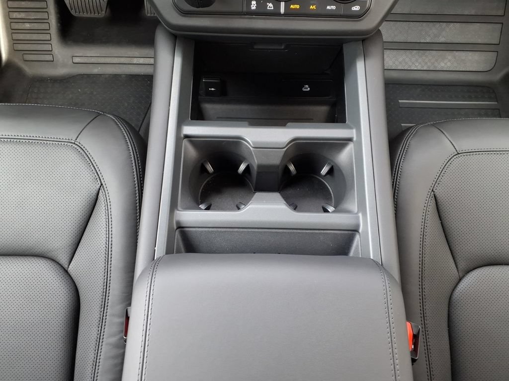 New 2026 Land Rover Defender 110 S AWD/4WD image 21