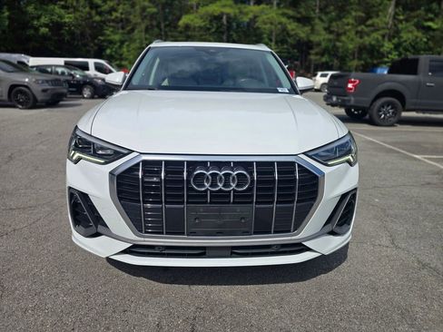 Used 2020 Audi Q3 2.0T Premium Plus w/ Premium Plus Package AWD/4WD image 2