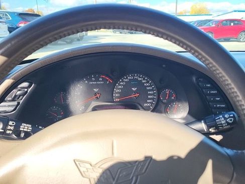 Used 2004 Chevrolet Corvette Convertible w/ Preferred Equipment Group image 8