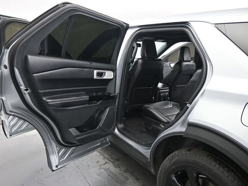 Certified 2022 Ford Explorer ST w/ Equipment Group 401A image 21