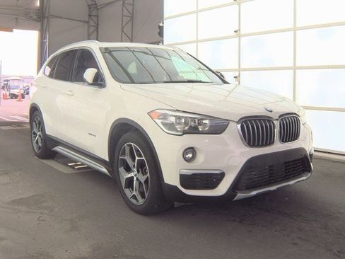 Used 2018 BMW X1 xDrive28i image 3