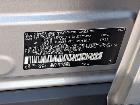 Certified 2025 Toyota RAV4 XLE AWD/4WD image 25