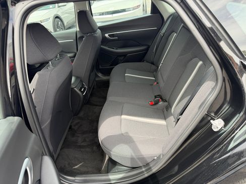 Used 2025 Hyundai Sonata SEL FWD image 17