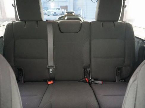 Used 2019 Jeep Wrangler Unlimited Sahara image 31