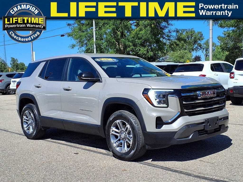 Used 2026 GMC Terrain Elevation AWD/4WD image 3