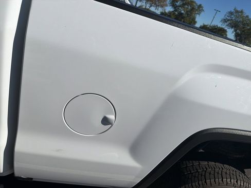 Used 2019 GMC Sierra 2500 SLT w/ Duramax Plus Package image 13