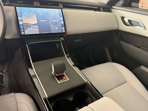 Certified 2026 Land Rover Range Rover Velar S AWD/4WD image 22