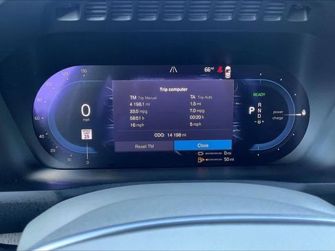 Used 2024 Volvo XC90 T8 Plus image 23