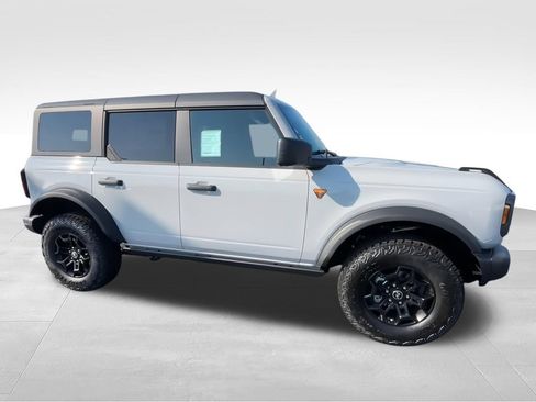 New 2026 Ford Bronco Badlands AWD/4WD image 9