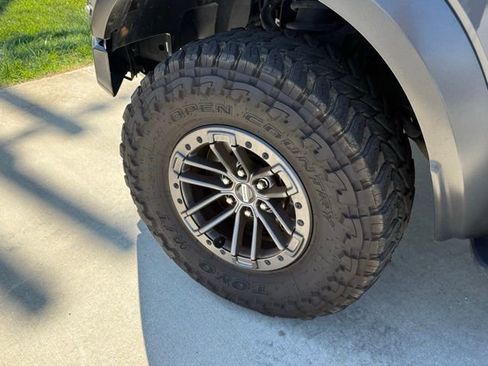 Used 2020 Ford F150 Raptor w/ Equipment Group 802A Luxury image 5