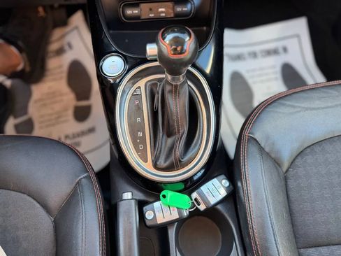Used 2018 Kia Soul ! w/ Tech Package FWD image 49