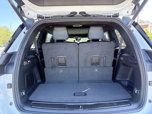 New 2026 Jeep Grand Cherokee L Limited w/ Limited Altitude Package image 25