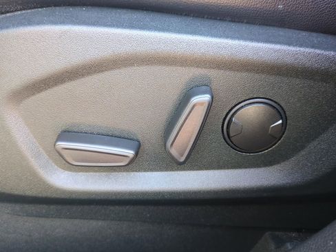 Used 2022 Ford Edge ST w/ Equipment Group 401A AWD/4WD image 16