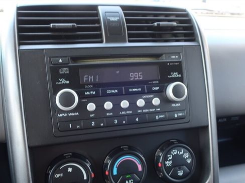 Used 2011 Honda Element EX image 19