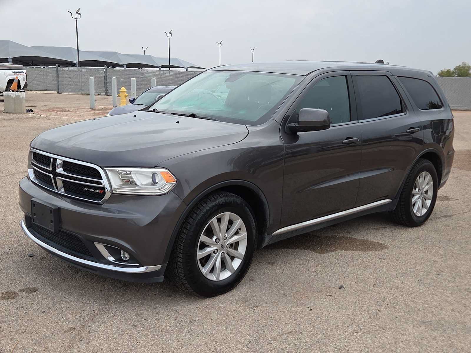 Used 2019 Dodge Durango SXT w/ 3rd Row Seating Group RWD image 4