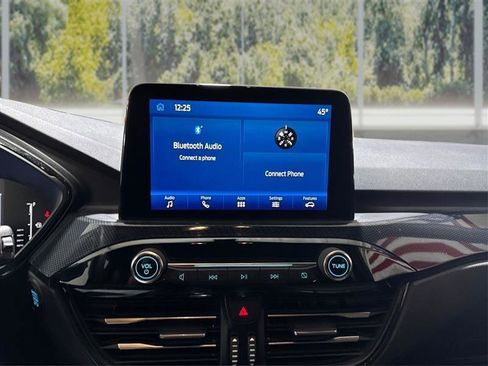 Used 2024 Ford Escape ST-Line Select image 16