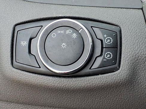 Used 2013 Ford Edge SEL image 15