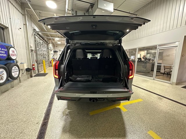 Certified 2026 Ford Expedition Tremor AWD/4WD image 5