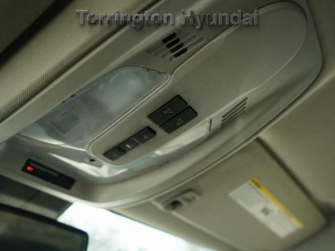 Used 2015 Chevrolet Equinox LT w/ Driver Convenience Package image 24