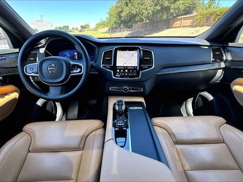 Used 2025 Volvo XC90 T8 Ultra w/ Protection Package Premier AWD/4WD image 18