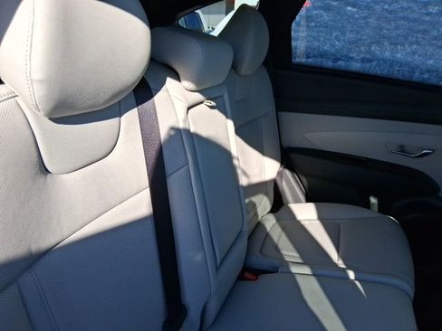 Used 2025 Hyundai Tucson Limited image 9