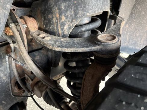 Used 2012 Ford F150 Lariat w/ Lariat Chrome Pkg image 5